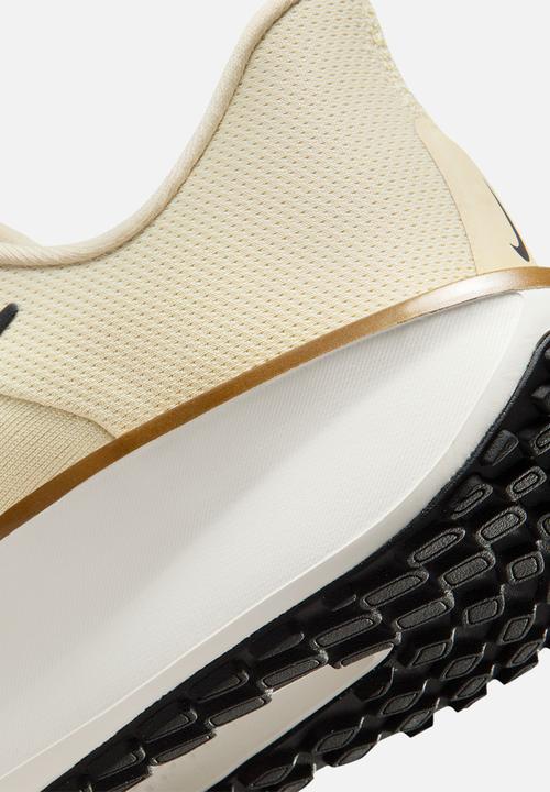Nike - Nike Quest 6