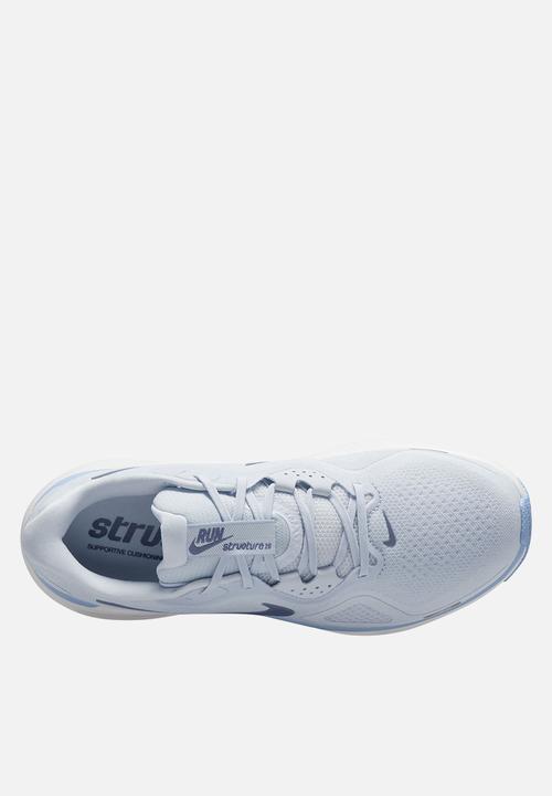 Nike - Structure 26