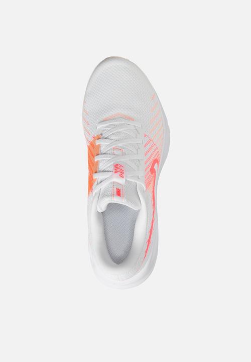 Nike - Nike Run Defy
