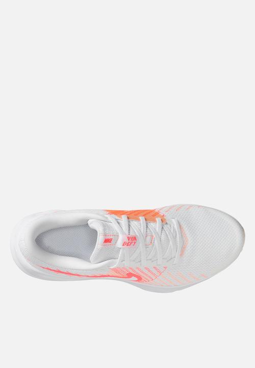 Nike - Nike Run Defy
