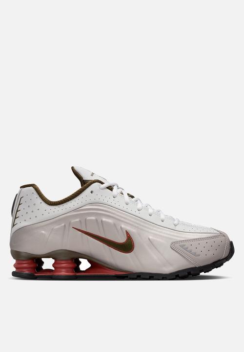 peach and grey nike shoes