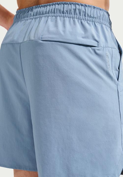 Nike - Dri-FIT 7" Unlined Versatile Shorts - Blue