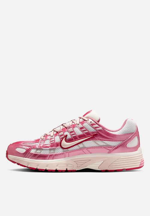 Nike - Nike P-6000