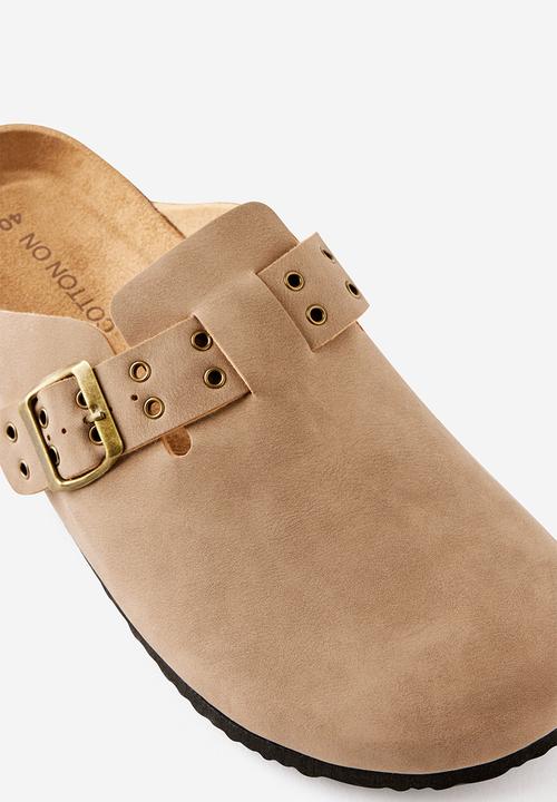 Cotton On - Rex buckle mule - roebuck hardware