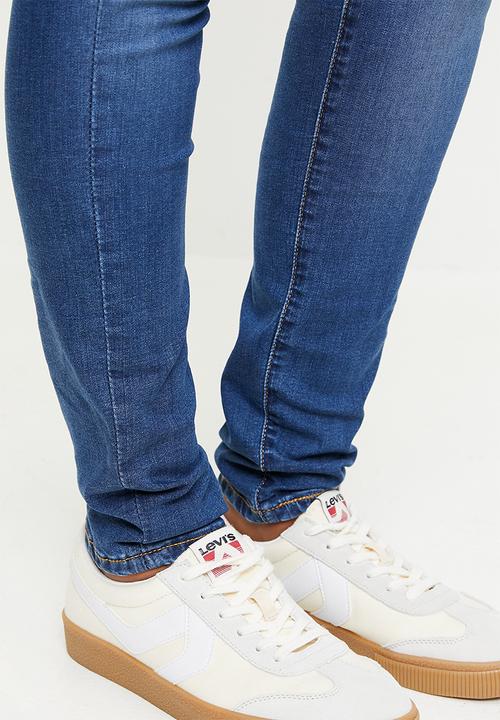 Levi’s® - Curvy Hirise Superskinny - Loud Cool Mid