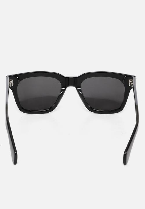 Pringle of Scotland - Pringle Polarized Sunglasses Gift Set 51mm - Black