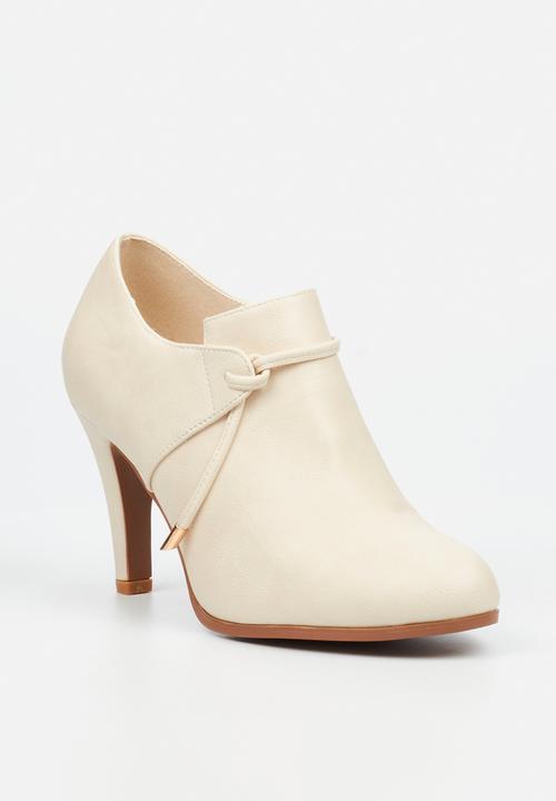Butterfly Feet - Daniela 1 boot - beige