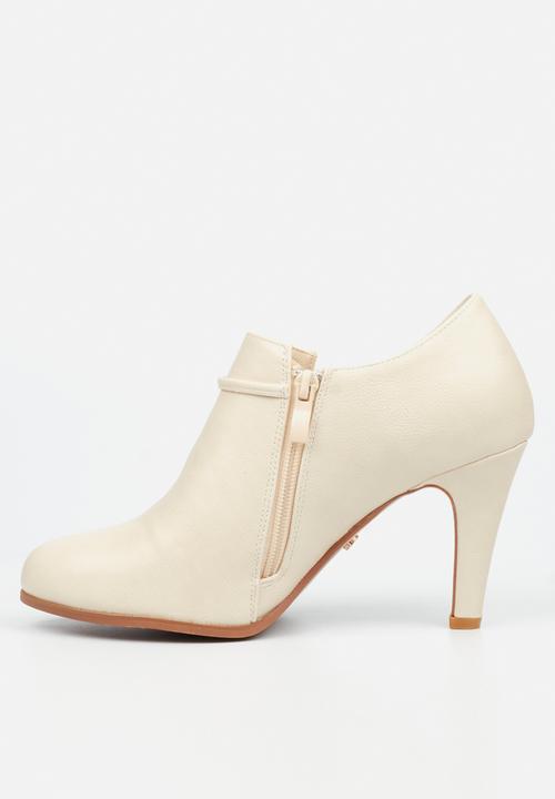Butterfly Feet - Daniela 1 boot - beige