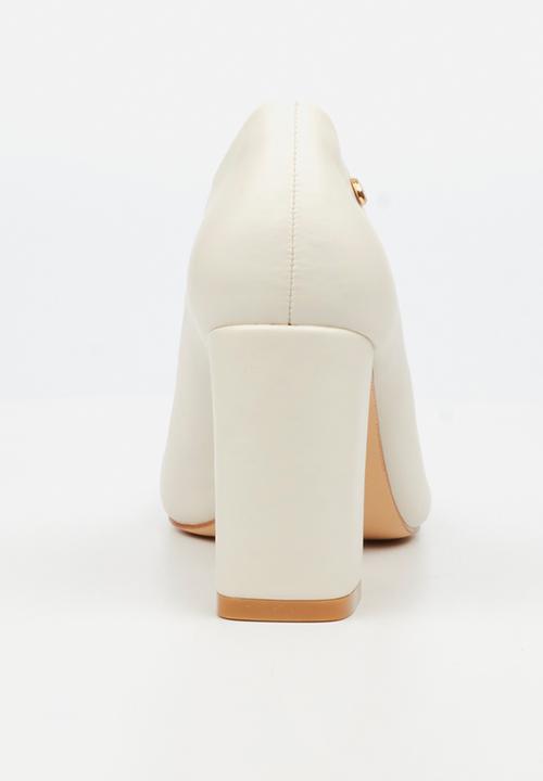 Miss Black - Nell 1 pump block heel  - white
