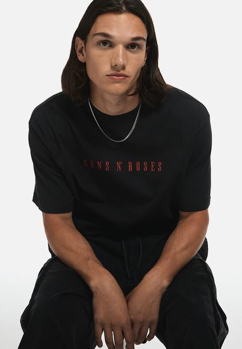 Loose fit vintage-look printed t-shirt - black/guns n' roses