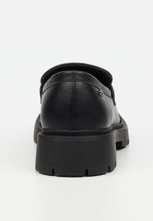 Miss Black - Tipsy 7 penny moc chunky derby - black