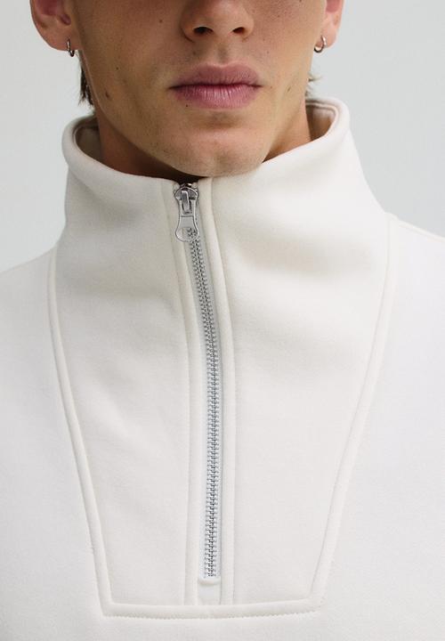 H&M - Regular fit zip-top sweatshirt - cream