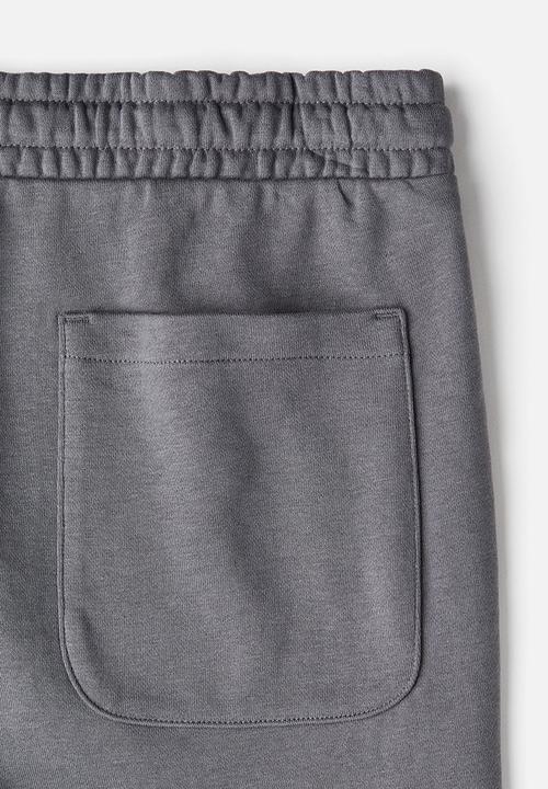 H&M - Regular fit sweatshorts - dark grey 