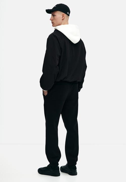 H&M - Regular fit sweatpants - black