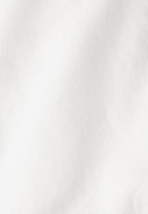H&M - Regular fit linen-blend shorts - white