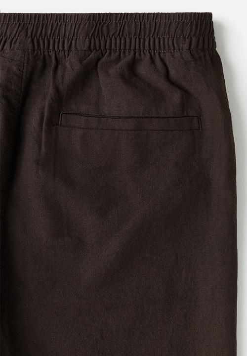 H&M - Regular fit linen-blend shorts - brown