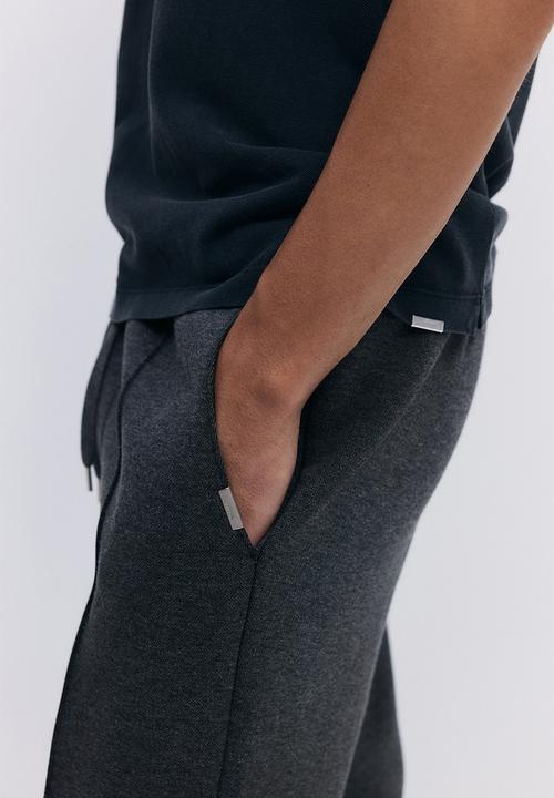 H&M - Regular fit tailored joggers - dark grey
