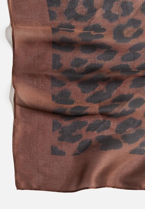 H&M - Patterned scarf - dark brown leopard print