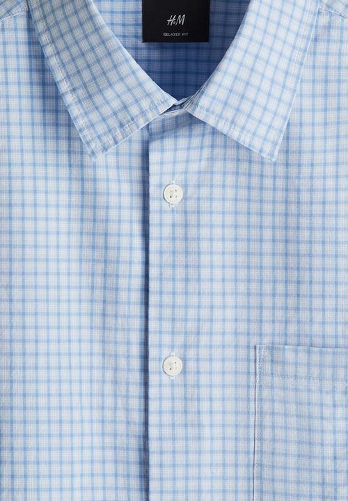 H&M - Relaxed fit short-sleeved shirt - light blue checked 