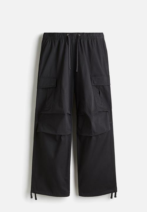 H&M - Loose fit cargo trousers - dark grey