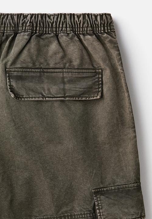 H&M - Loose fit washed cargo trousers -  khaki green