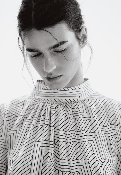 H&M - Stand-collar blouse - cream patterned