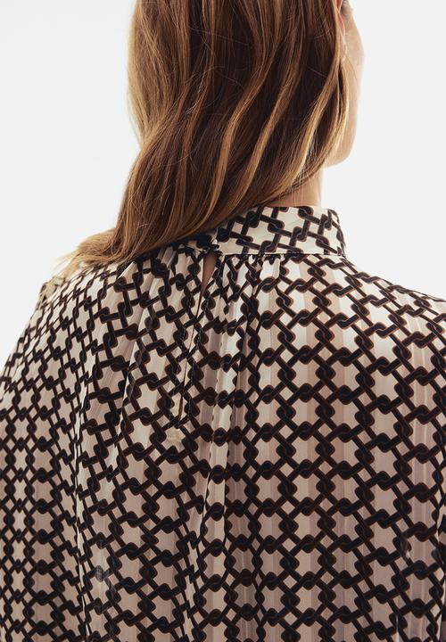 H&M - Stand-collar blouse - brown patterned