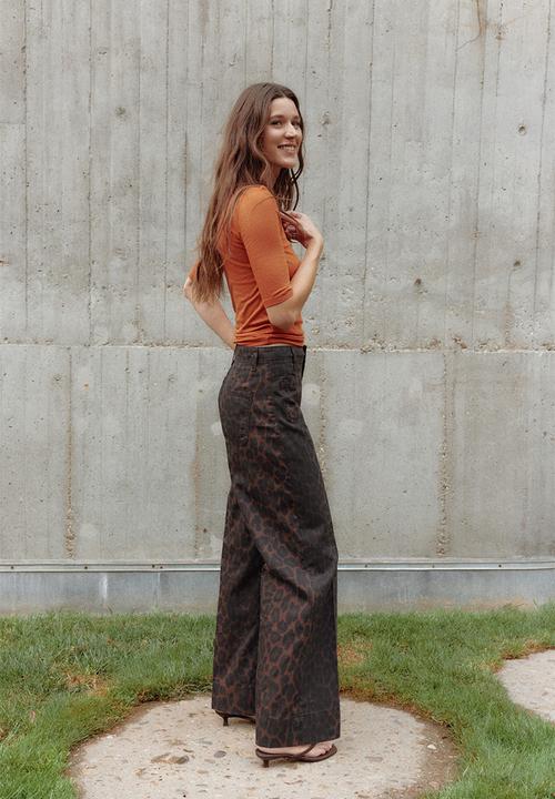 H&M - Wide high jeans - dark brown leopard print