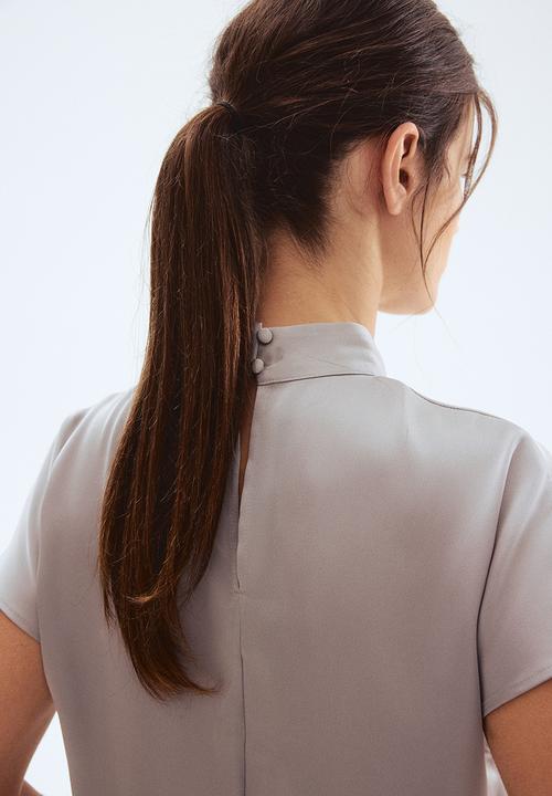 H&M - Stand-collar satin blouse - light grey
