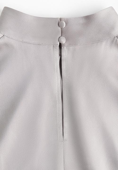 H&M - Stand-collar satin blouse - light grey