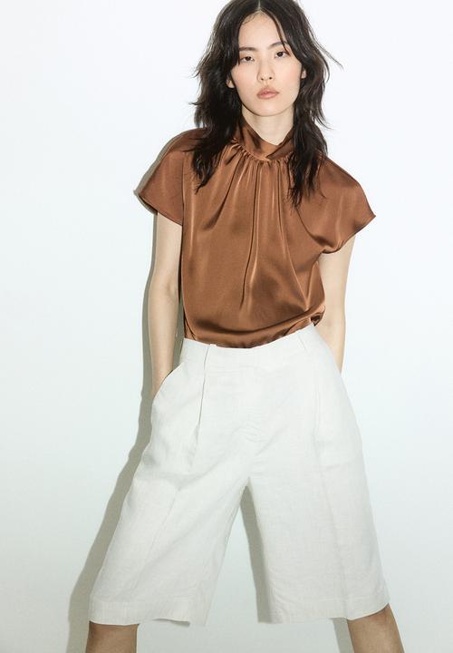 H&M - Stand-collar satin blouse - brown
