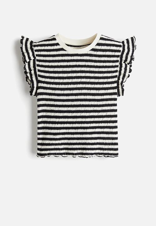 H&M - Flutter-sleeved top - white & black striped