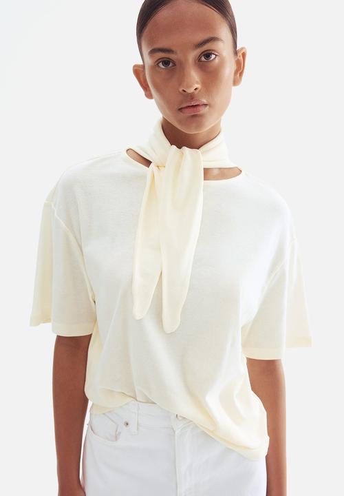 Scarf-collar top - cream - 1303393001