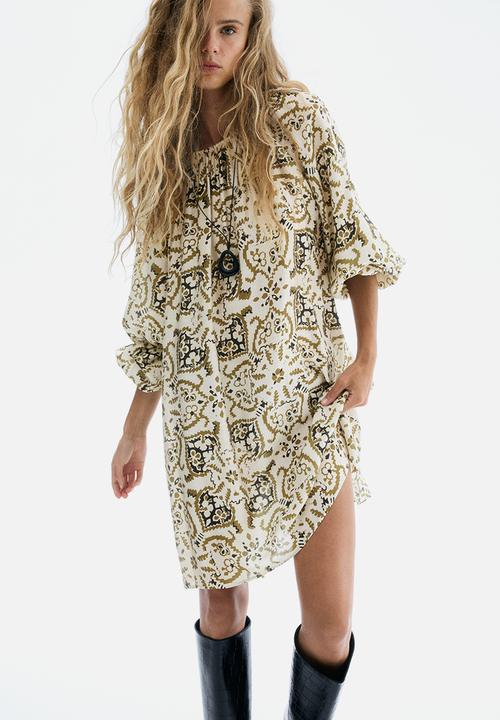 H&M - Oversized tie-belt dress - light beige patterned