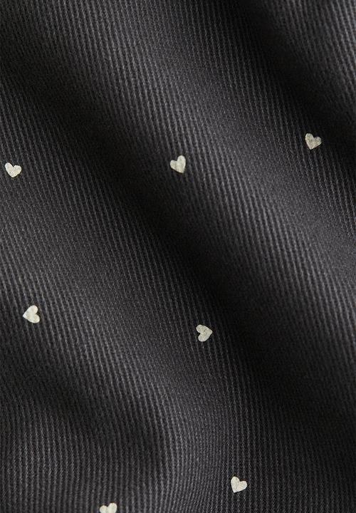 H&M - Printed cotton twill trousers - dark grey hearts