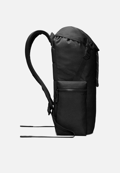 Nike - Heritage Rucksack - Black