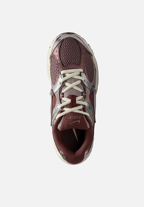 Nike - Nike V5 RNR