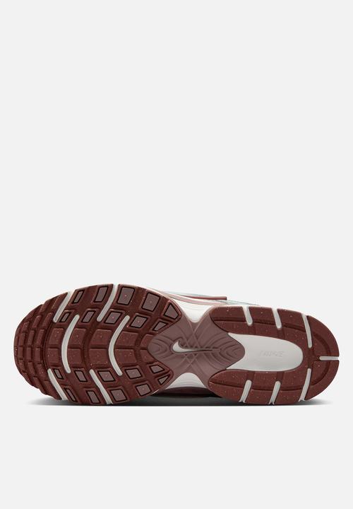 Nike - Nike V5 RNR