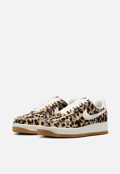 Nike - Nike Air Force 1 '07