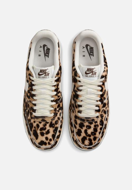 Nike - Nike Air Force 1 '07