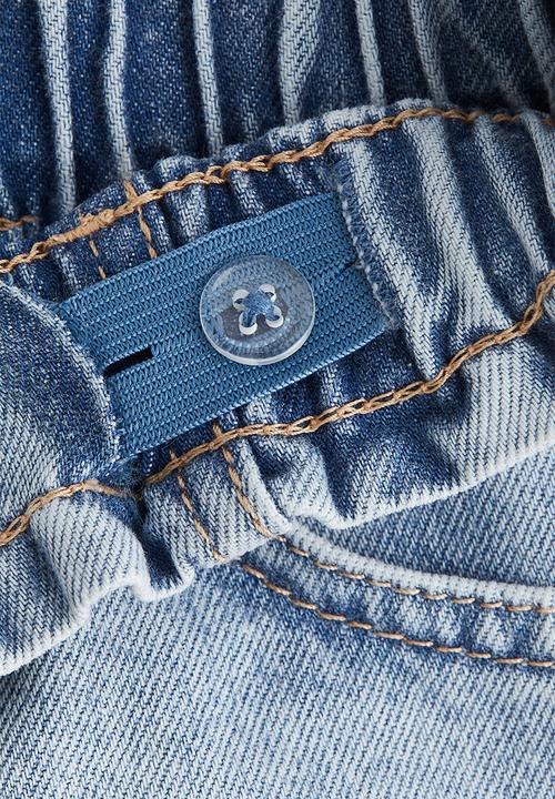 H&M - Loose fit tapered jeans - light denim blue/minnie mouse 