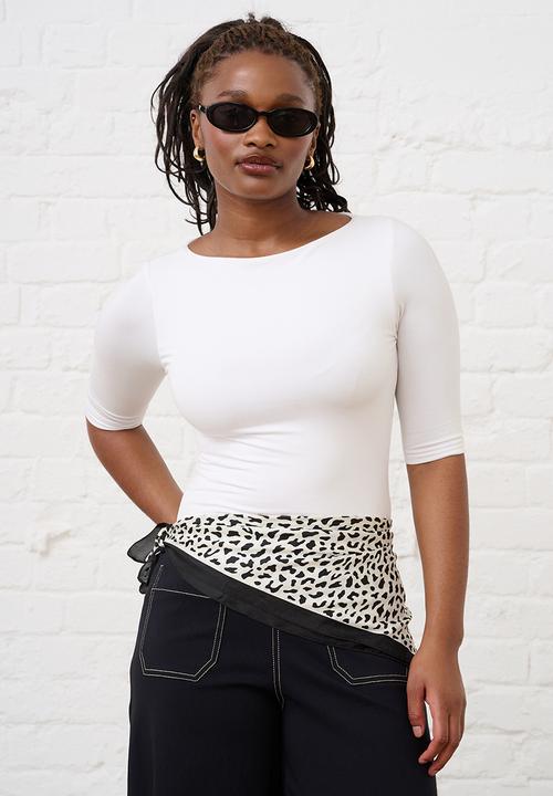 Me&B - Boat Neck Essential Top - Milk