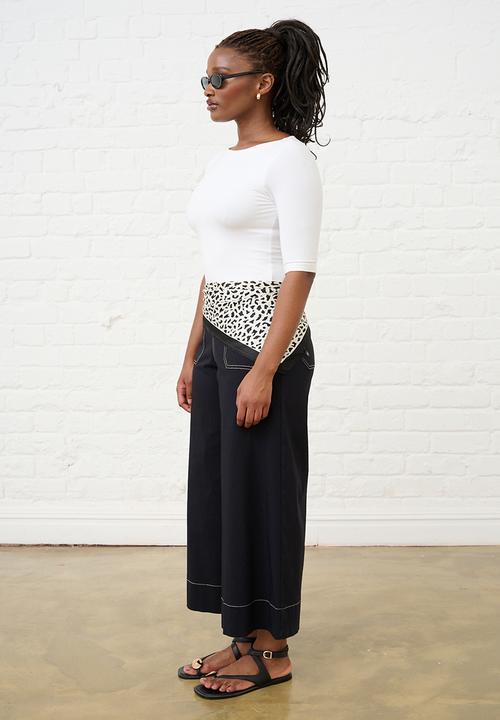 Me&B - Boat Neck Essential Top - Milk