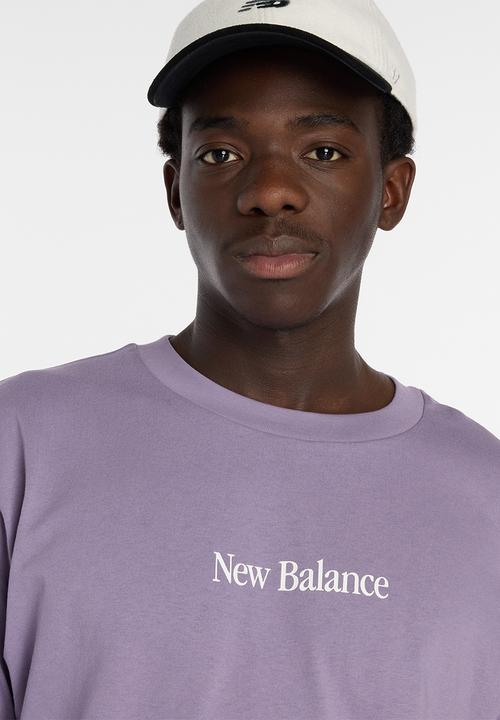 New Balance  - NB Athletics Celebrated Icons N Collage Tee - Purple