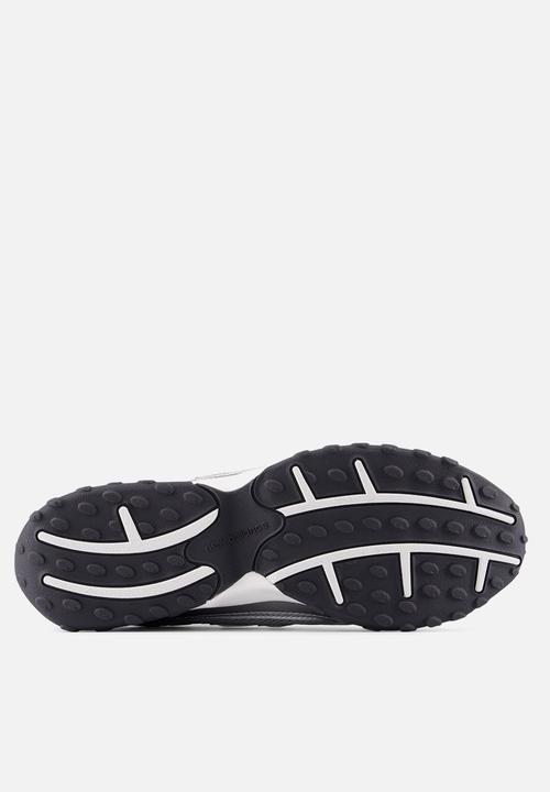 New Balance  - 204L