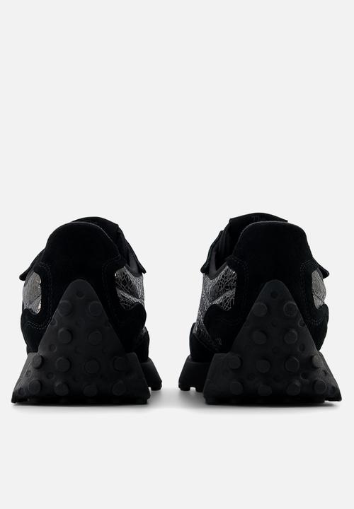 New Balance  - 327 v1