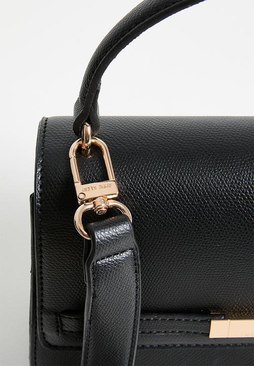 Anne Klein - Exclusive Flap Saddle With Detachable Strap Bag -Black