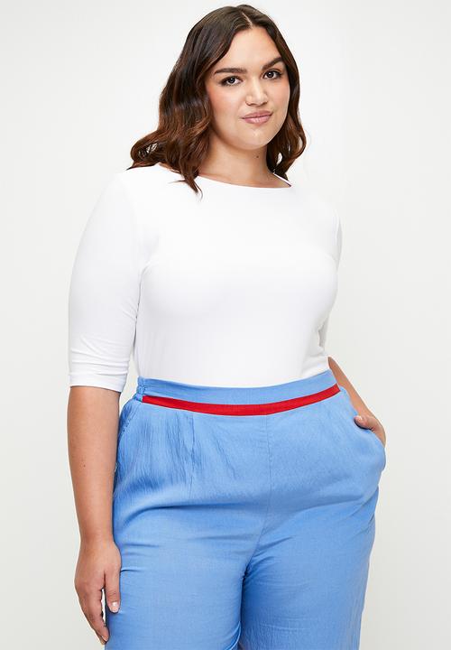 Me&B - Plus Boat Neck Essential Top - Milk