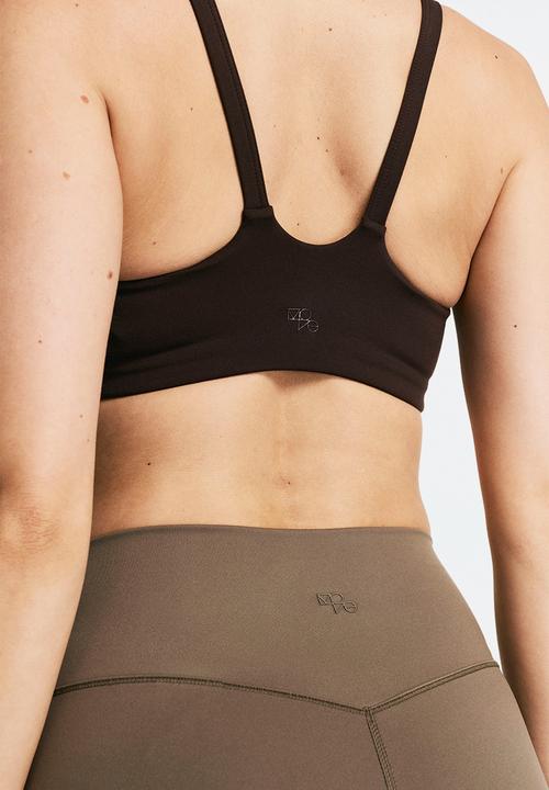 H&M - Medium support sports bra with softmove™ - warm brown