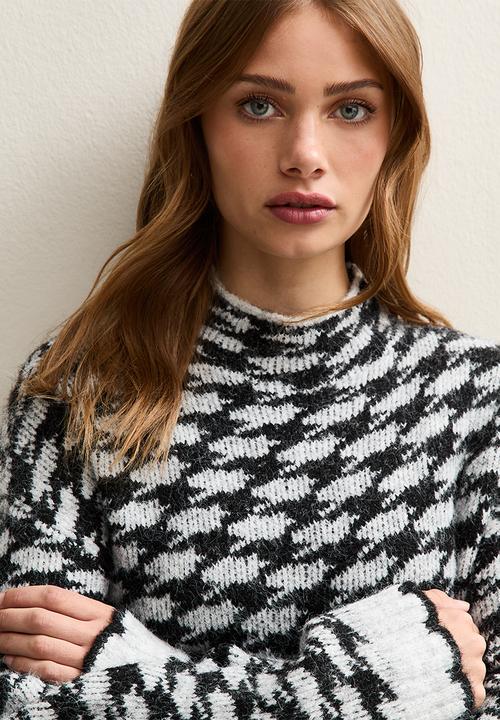 New Look - Houndstooth High Neck Jumper - lt grey